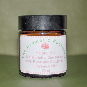 Rich Moisturiser with Vitamin E and Evening Primrose Oil and nourishing Essential Oils Geranium and Lavender