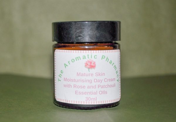 Rich Moisturiser with Vitamin E and Evening Primrose Oil and nourishing Essential Oils Geranium and Lavender